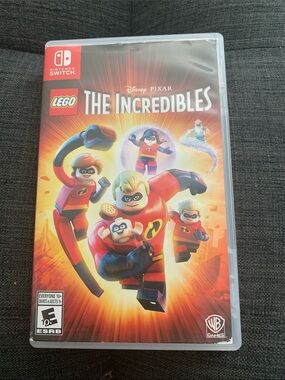Lego The Incredibles Nintendo Switch - Red, Orange, Yellow